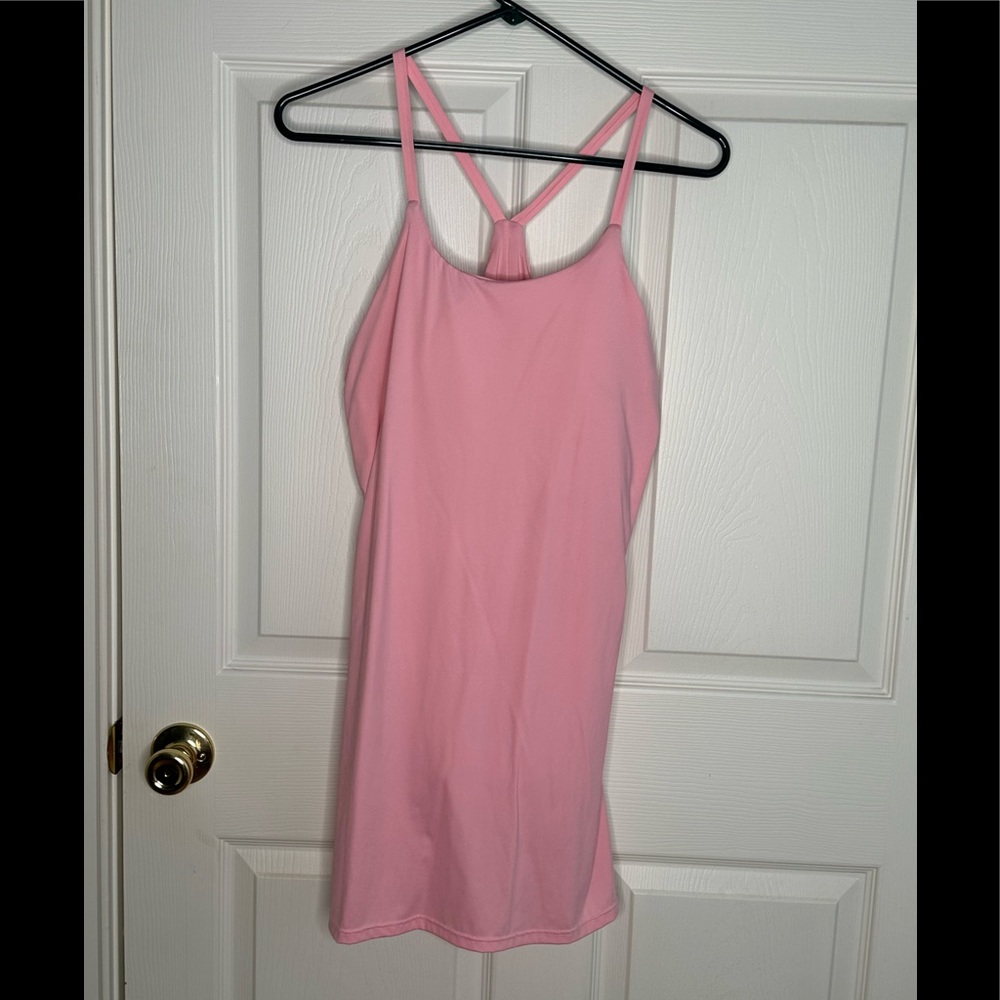 Large tennis dress with built in shorts and pads!
